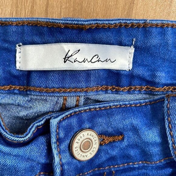 COPY - Rancan cut off distressed Jean shorts.  Size 9. 28 waist. - Picture 2 of 4